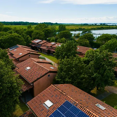 Villaggio Ca' Laguna Aldeamento Turístico 4*