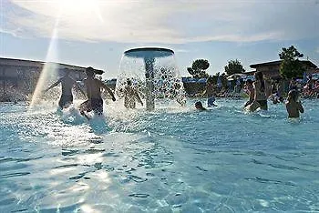 Villaggio Ca' Laguna 홀리데이파크 4*